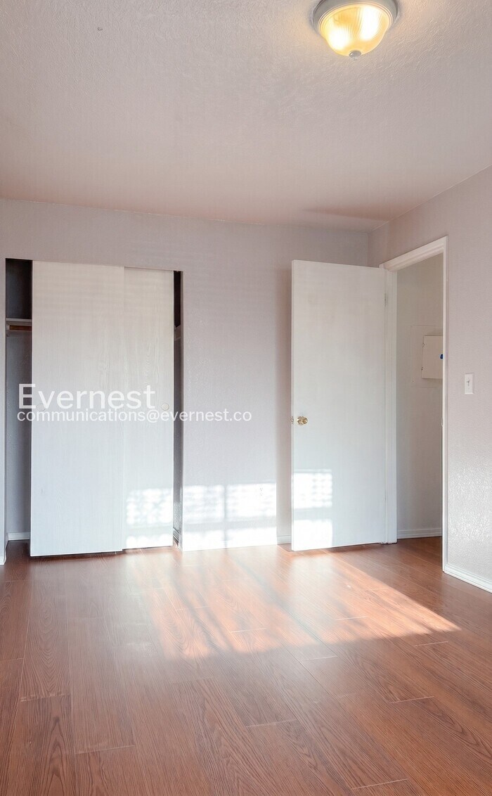 Building Photo - 1033 SW 148th St