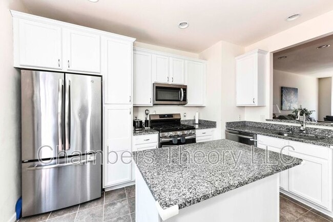 Building Photo - 6955 Cromarty Dr
