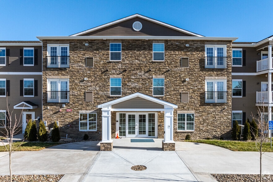 Connect55+ Blue Springs - Connect55+ Blue Springs | 55+ Active Adult