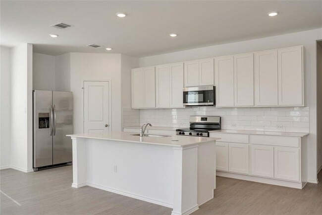 Building Photo - 324 Rock Spgs Dr