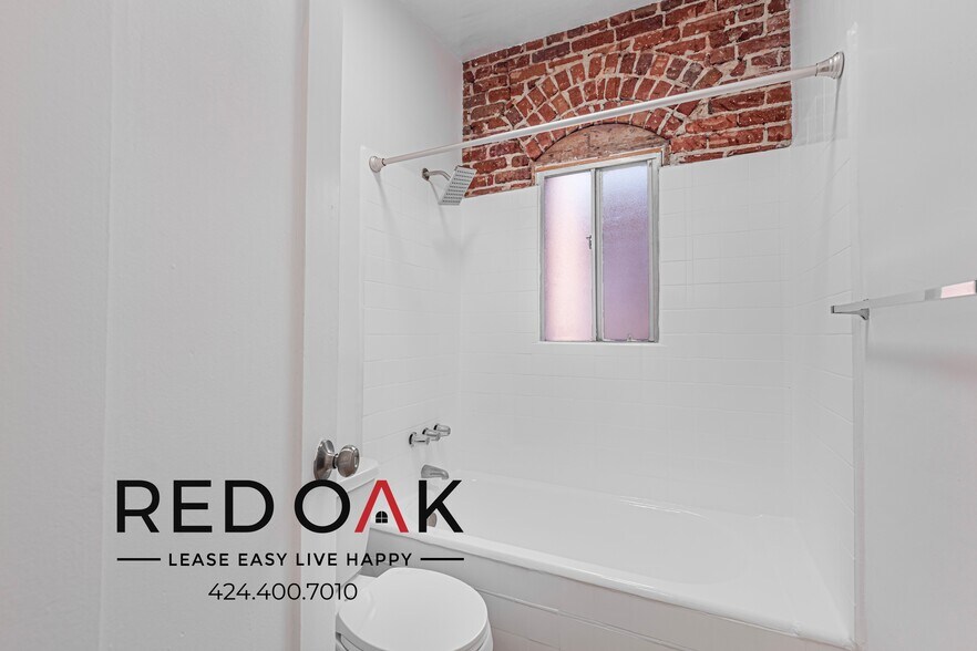 Building Photo - 1405 S Berendo-206
