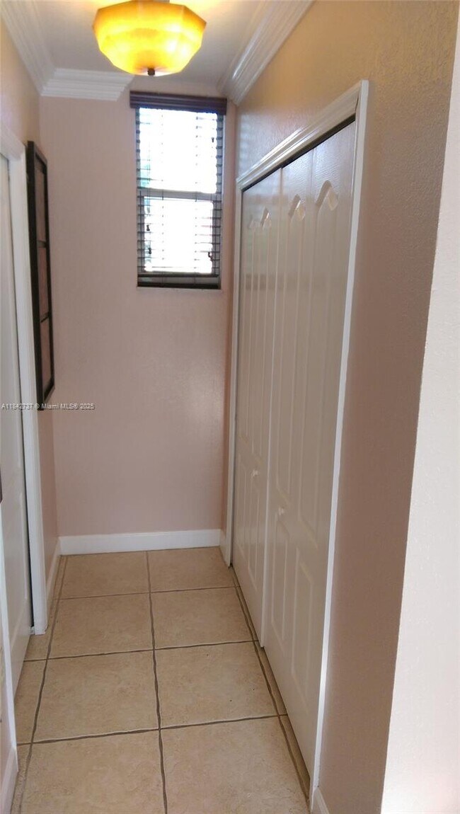 Building Photo - 4321 SW 160th Ave