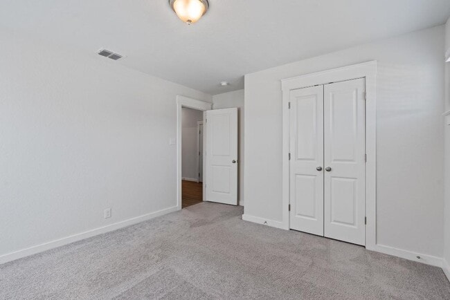 Building Photo - 4044 Legend Meadows