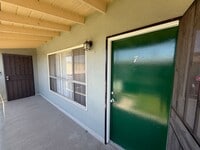 Building Photo - 2227 E Westport Dr