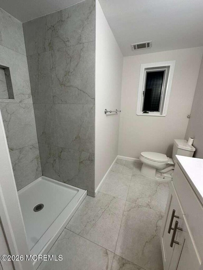 Building Photo - 24 Cedar Hill Ln