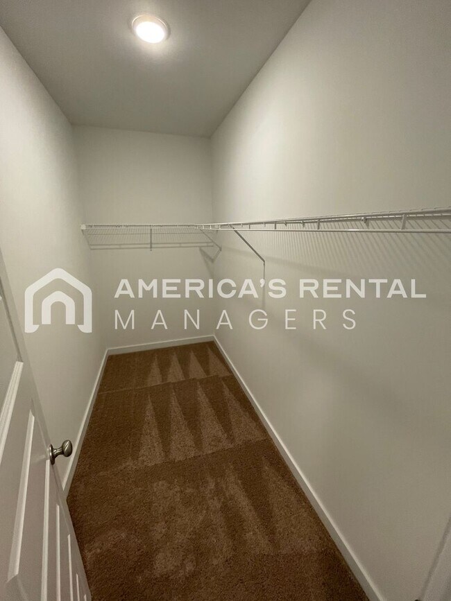 Building Photo - Home for Rent in Eastaboga, AL!! Available...