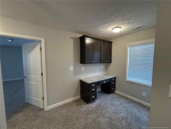 Building Photo - 2406 Bankswood Ct