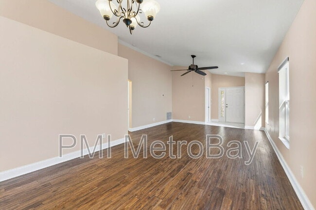 Building Photo - 15016 Deer Meadow Dr
