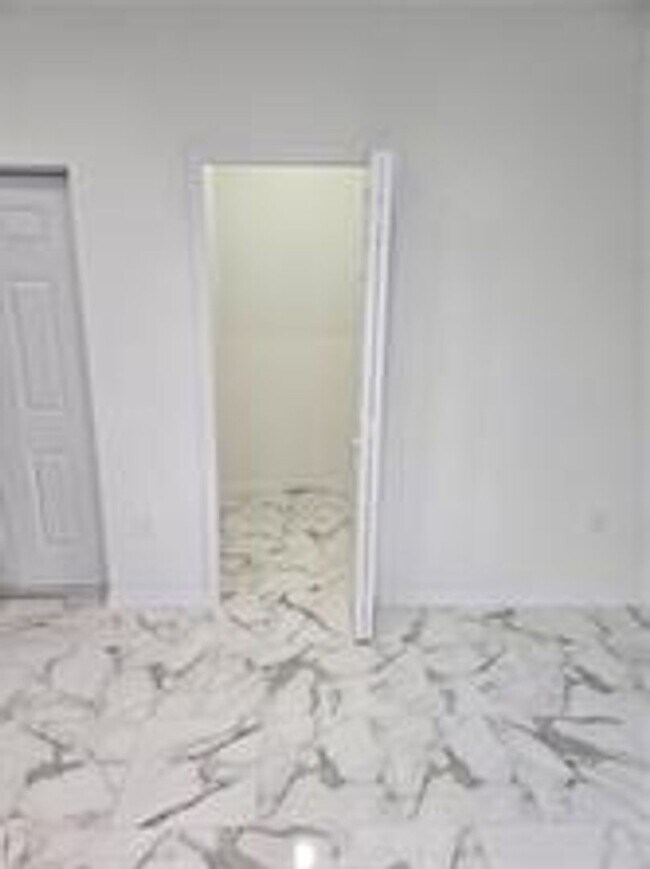 Building Photo - ASK US ABOUT FREE RENT!! NEW CONTRUCTION 2...