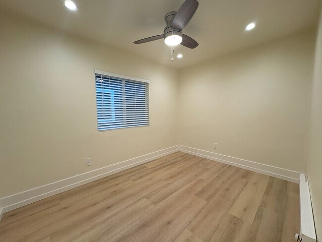 Building Photo - Cozy Cottage in Palo Alto – Fully Renovated