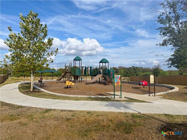 Building Photo - 388 Arbor Hills