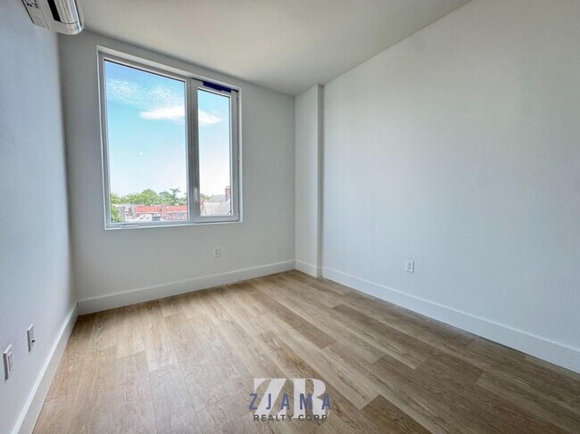 Building Photo - 2 bedroom in BROOKLYN NY 11210