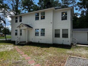 Building Photo - Duplex for Rent