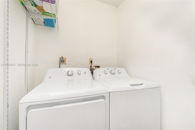 Building Photo - 1300 71st St