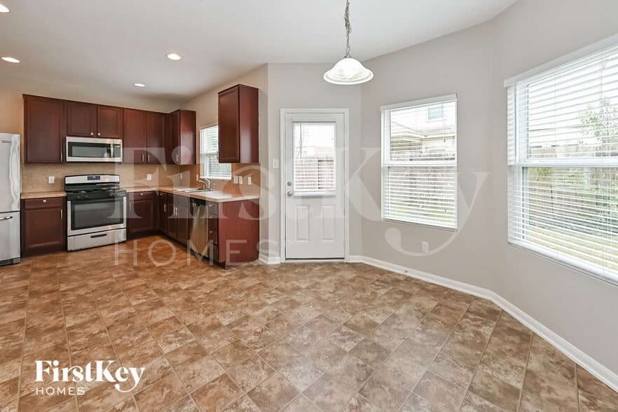 Building Photo - 4930 Hackamore Brook Ct