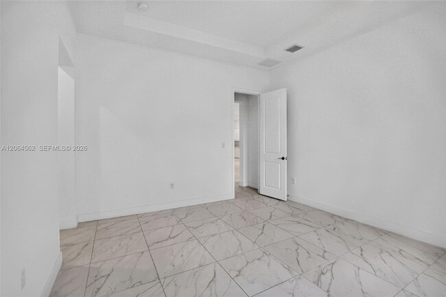 Building Photo - 4574 SW 173rd Ave