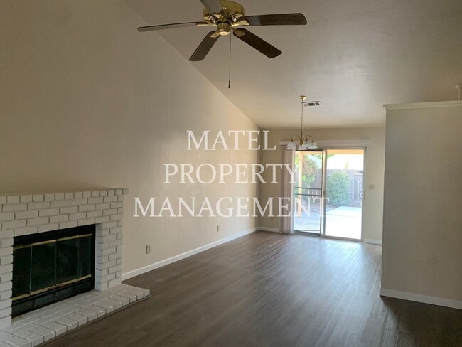 Building Photo - No Deposit