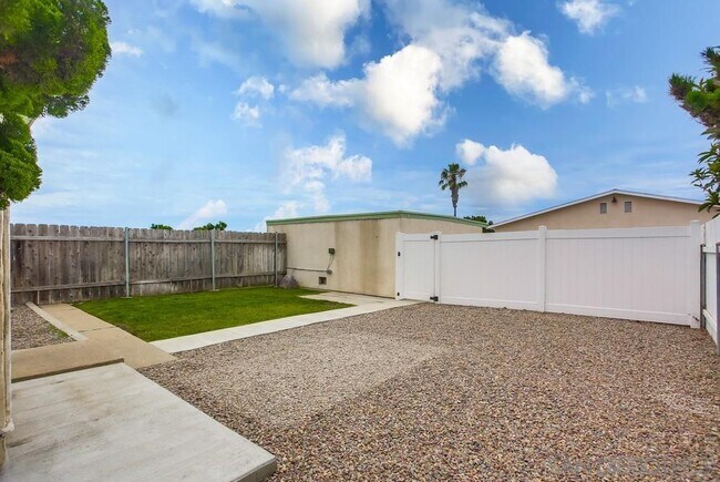 Building Photo - 3311 Clairemont Mesa Blvd