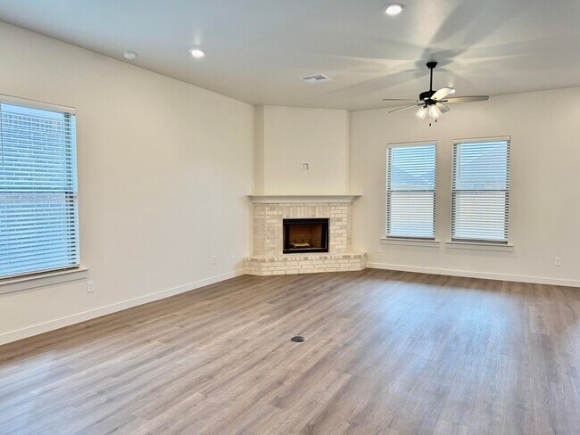 Building Photo - 7007 16th St