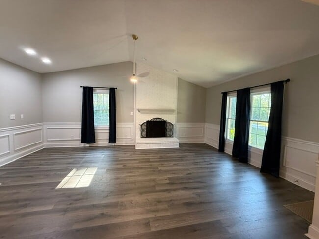 Building Photo - 429 Crow's Nest Ln