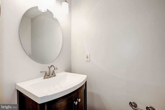 Building Photo - 8231 Goldstream Ct