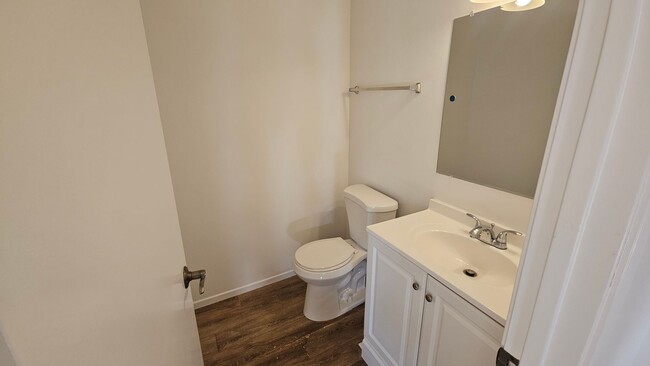 Building Photo - EASTER WAY - UTC 3 BR TOWNHOME CONVENIENTL...