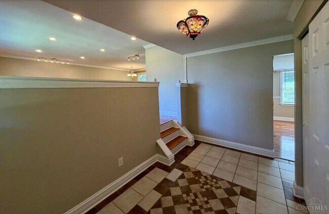 Building Photo - 6862 N Windwood Dr