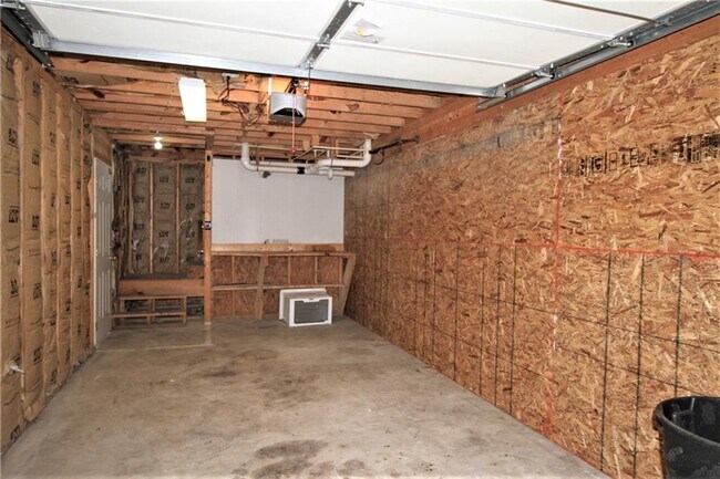 Building Photo - 2054 E Roxboro Rd NE