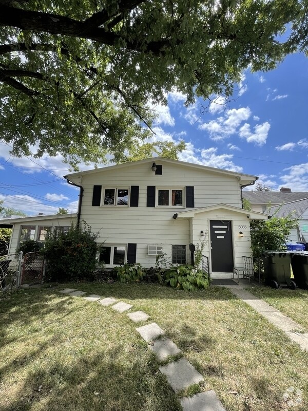 Building Photo - 3085 Grace St