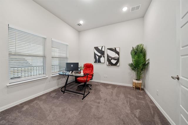 Building Photo - 744 Patriot Ln