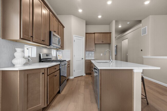 Building Photo - 9436 Wolf Valley Dr.