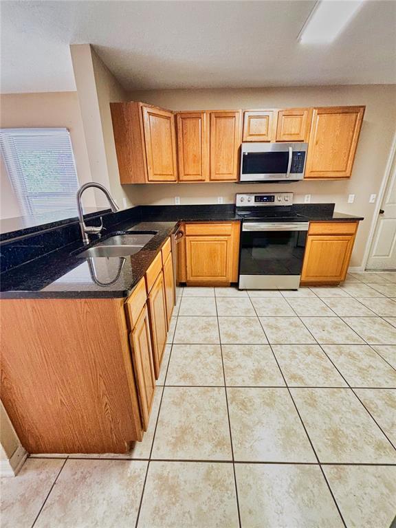 Building Photo - 516 Albatross Dr