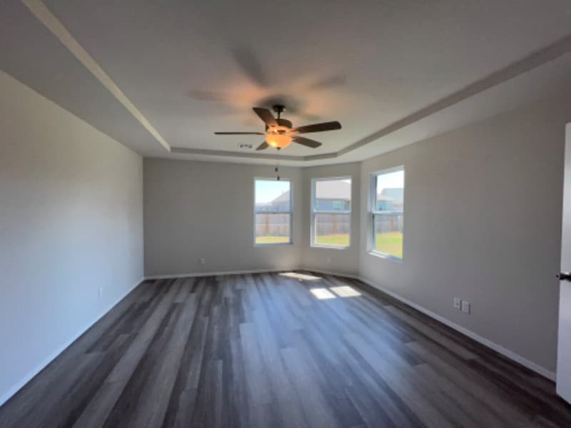 Building Photo - 13923 S Quincy St