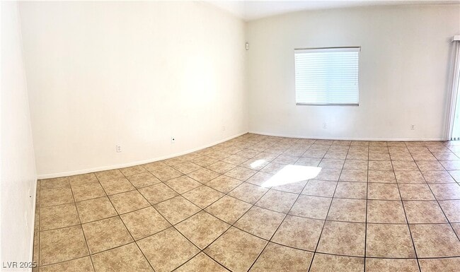 Building Photo - 5624 Clotidle Soupert Ct