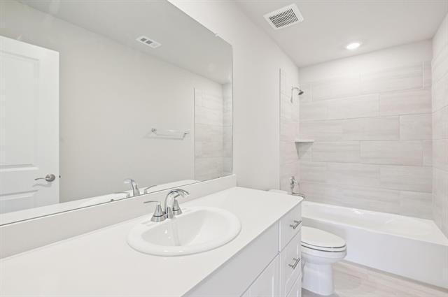 Building Photo - 600 Blanton St