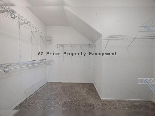 Building Photo - 1861 E Patrick Ln