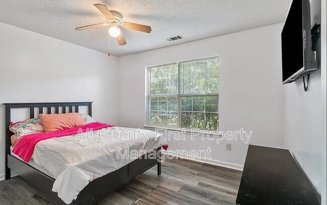 Building Photo - 3644 Gray Birch Dr