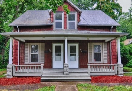Building Photo - 219 N Magnolia Ave