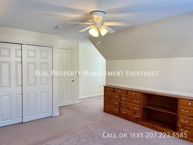 Building Photo - 32 Belfield St