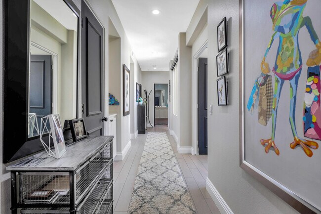 Building Photo - 860 Mission Creek Dr