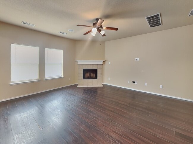 Building Photo - 629 Saddleway Dr
