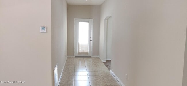 Building Photo - 2148 Caledonia Pl