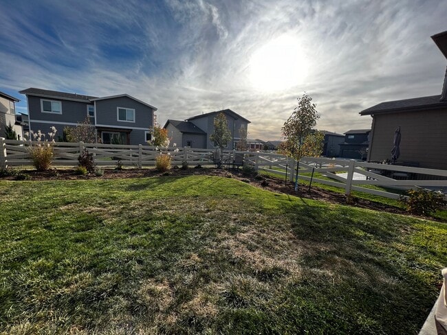 Building Photo - Modern 3 Bed, 2.5 Bath House in North Fort Collins! Available ASAP!