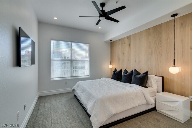 Building Photo - 50 E Serene Ave