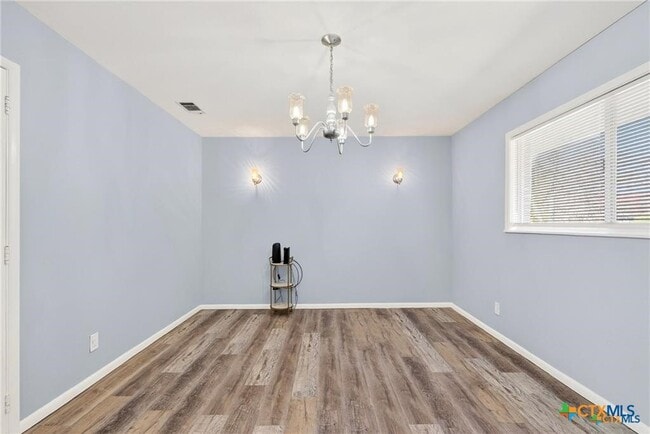 Building Photo - 1305 Arkansas Ave