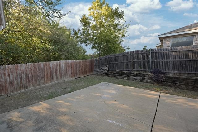 Building Photo - 808 Bahar Ct