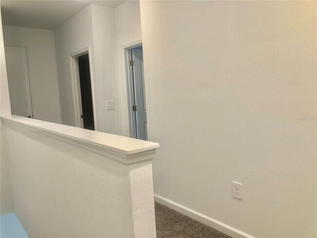 Building Photo - 368 Nine Iron Dr