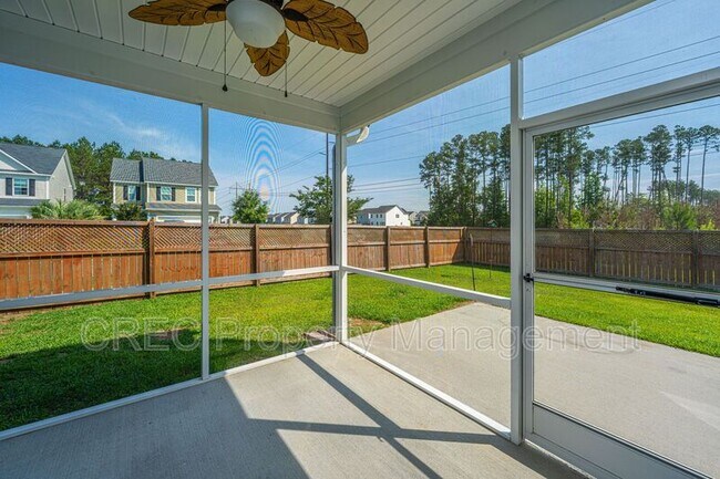 Building Photo - 201 Bigleaf Ct