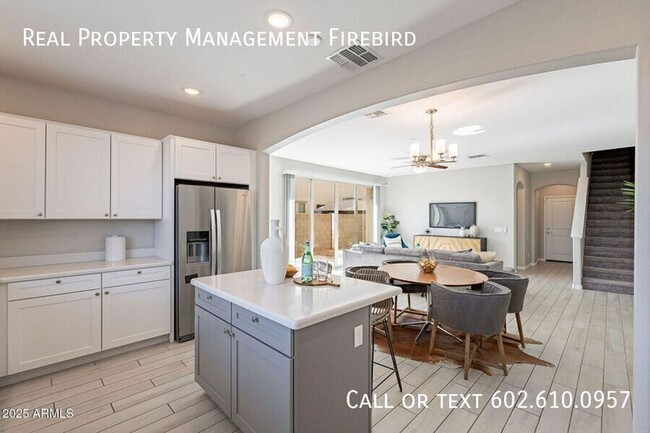 Building Photo - 1080 S 151st Ln