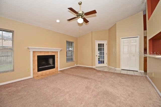Building Photo - 889 Silversmith Cir